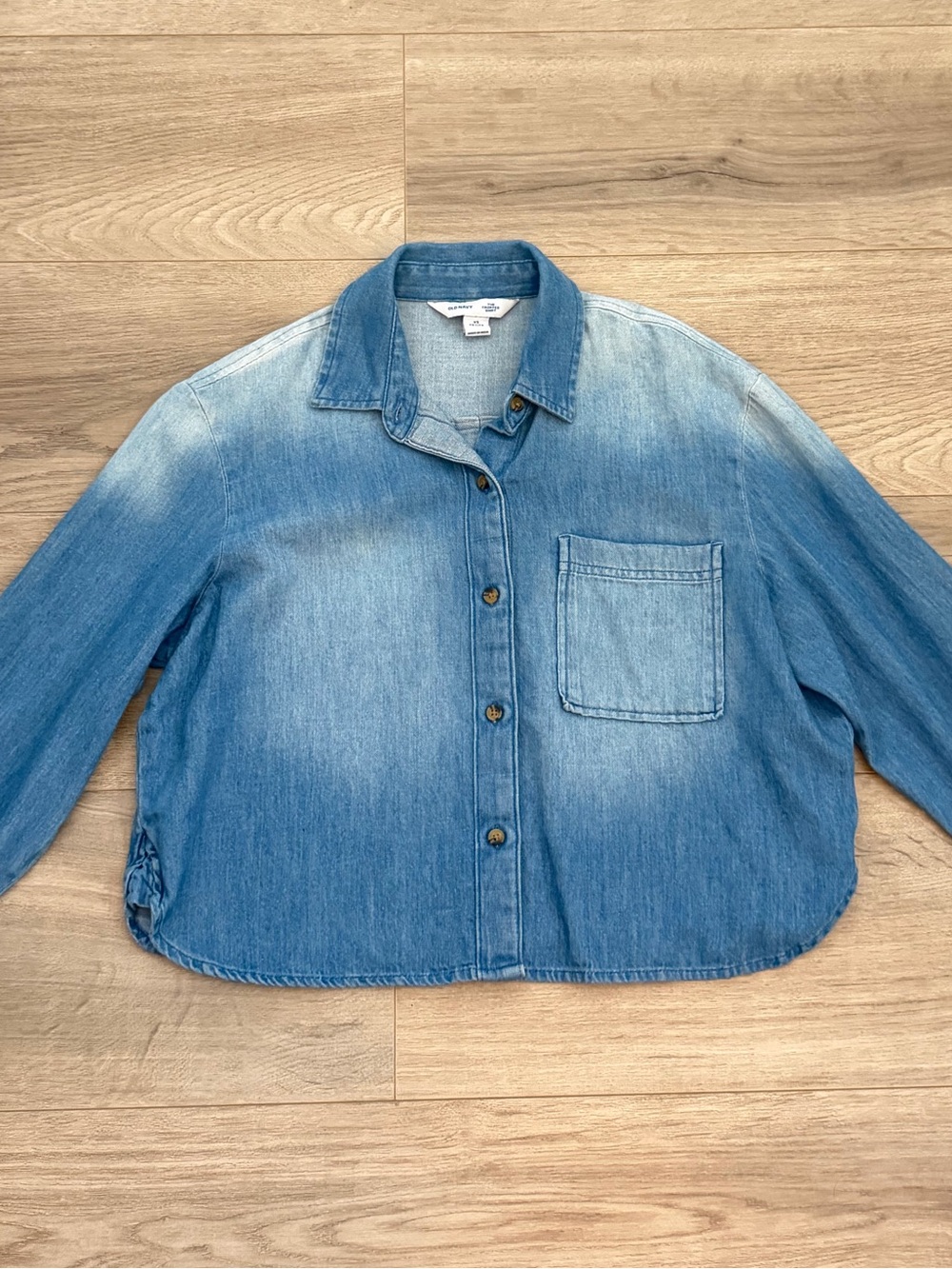 Old Navy Chambray Button Up Top